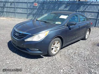 2013 Hyundai Sonata GLS with VIN 5NPEB4AC0DH806400, listed as a IAAI auction lot 42060532 with 124,735 mi miles. Bid and sale history available at carsss.com. Image 2.