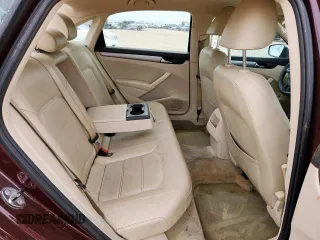 2013 Volkswagen Passat S with VIN 1VWAP7A39DC137750, listed as a Copart auction lot 60981355 with 105,954 mi miles and Clean title. Bid and sale history available at DreamBid. Image 10.