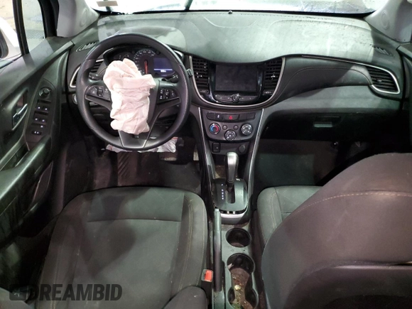2020 Chevrolet Trax LT with VIN 3GNCJLSB7LL207090, listed as a Copart auction lot 49272635 with 82,406 mi miles and Clean Title. Bid and sale history available at DreamBid. Image 8.