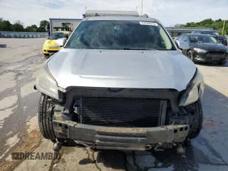 2013 GMC Acadia SLT z VIN 1GKKRRKD7DJ130512, wystawiony jako Copart lot #57632515 z przebiegiem 124 772 mil mil oraz Szkoda całkowita • Salvage title. Historia ofert i sprzedaży dostępna na DreamBid. Obrazek 5.