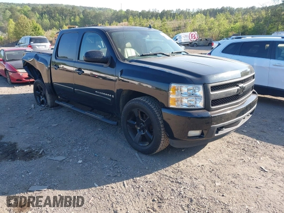 2007 Chevrolet Silverado 1500 LT w/1LT with VIN 2GCEC13JX71585434, listed as a IAAI auction lot 42062210 with 271,571 mi miles. Bid and sale history available at carsss.com. Image 1.