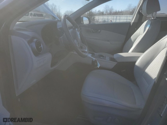 2021 Hyundai Kona Electric Ultimate with VIN KM8K53AG2MU123266, listed as a Copart auction lot 44702775 with 32,831 mi miles and Salvage Title. Bid and sale history available at carsss.com. Image 7.
