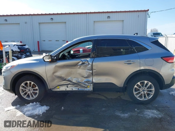 2021 Ford Escape SE с VIN 1FMCU9G61MUB20836, выставлен на аукционе IAAI как лот 41840447 с пробегом 42 158 миль миль и . История ставок и продаж доступна на DreamBid. Изображение 14.