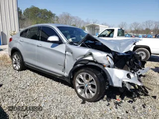 2018 BMW X4 xDrive28i with VIN 5UXXW3C59J0T82101, listed as a Copart auction lot 43850784 with 0 mi miles. Bid and sale history available at carsss.com. Image 4.