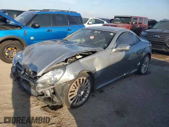 2011 Mercedes-Benz SLK 300 z VIN WDBWK5EA6BF238842, wystawiony jako Copart lot #75209034 z przebiegiem 129 320 mil mil oraz Szkoda całkowita • Salvage title. Historia ofert i sprzedaży dostępna na DreamBid. Obrazek 1.