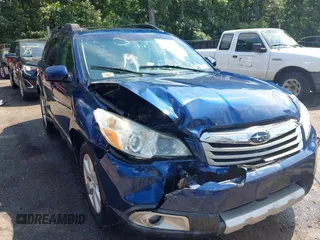 2010 Subaru Outback Limited Power Moon z VIN 4S4BRBKC9A3385376, wystawiony jako IAAI lot #42628742 z przebiegiem 106 812 mil mil oraz . Historia ofert i sprzedaży dostępna na DreamBid. Obrazek 6.