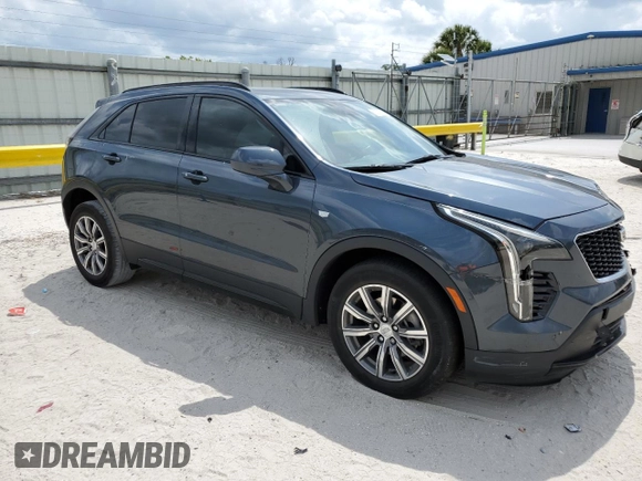 2020 Cadillac XT4 FWD Sport z VIN 1GYFZER49LF054184, wystawiony jako Copart lot #50274585 z przebiegiem 28 341 mil mil oraz Szkoda całkowita • Salvage title. Historia ofert i sprzedaży dostępna na DreamBid. Obrazek 4.