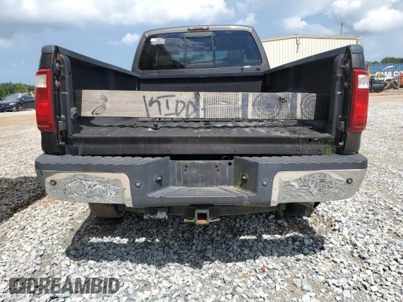 2008 Ford F-350 XL z VIN 1FTWW31R58ED09954, wystawiony jako Copart lot #60859105 z przebiegiem 248 436 mil mil oraz Czysty tytuł • Clean title. Historia ofert i sprzedaży dostępna na DreamBid. Obrazek 6.