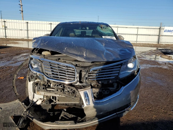 2016 Lincoln MKX Reserve with VIN 2LMTJ8LR1GBL82602, listed as a Copart auction lot 46711485 with 47,978 mi miles and Salvage Title. Bid and sale history available at carsss.com. Image 5.