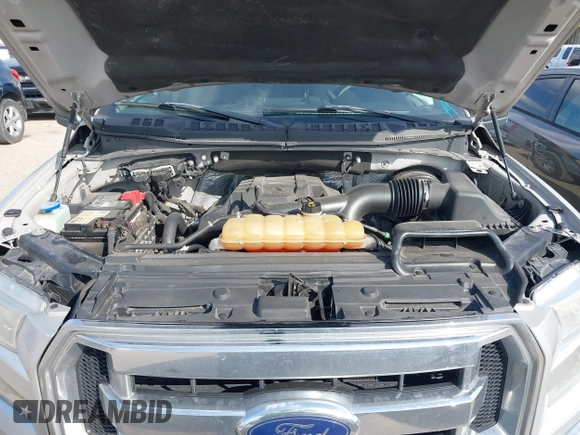 2015 Ford F-150 XL с VIN 1FTEW1CPXFKF02269, выставлен на аукционе IAAI как лот 41590185 с пробегом 285 377 миль миль и . История ставок и продаж доступна на DreamBid. Изображение 10.