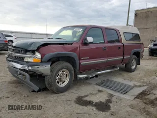 2001 Chevrolet Silverado 1500HD LS with VIN 1GCGK13U01F199076, listed as a Copart auction lot 50653645 with 256,011 mi miles and Clean Title. Bid and sale history available at DreamBid. Image 1.