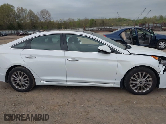 2015 Hyundai Sonata Limited with VIN 5NPE34AF2FH135371, listed as a IAAI auction lot 41986461 with 103,006 mi miles and . Bid and sale history available at carsss.com. Image 13.