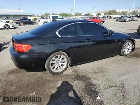 2013 BMW 3 Series 328i z VIN WBAKE5C58DJ107339, wystawiony jako Copart lot #71659734 z przebiegiem 121 137 mil mil oraz Szkoda całkowita • Salvage title. Historia ofert i sprzedaży dostępna na DreamBid. Obrazek 3.