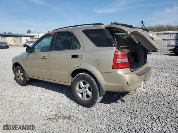 2009 Kia Sorento LX with VIN KNDJD735895897089, listed as a Copart auction lot 50828745 with 320,361 mi miles and Salvage Title. Bid and sale history available at carsss.com. Image 2.