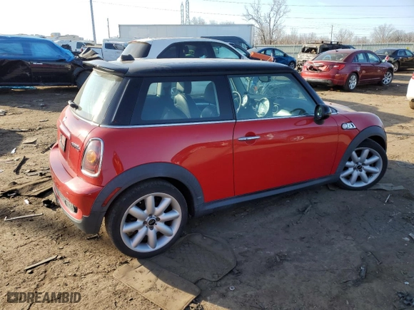 2008 MINI Cooper Hardtop S with VIN WMWMF735X8TV38809, listed as a Copart auction lot 48789835 with NaN miles and Clean Title. Bid and sale history available at carsss.com. Image 3.
