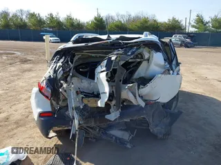 2019 Jeep Cherokee Limited with VIN 1C4PJLDB4KD172228, listed as a IAAI auction lot 41836761 with 153,382 mi miles. Bid and sale history available at carsss.com. Image 17.