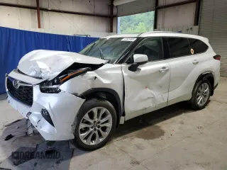 2022 Toyota Highlander Limited z VIN 5TDDZRBH2NS176972, wystawiony jako Copart lot #57603495 z przebiegiem 14 192 mil mil oraz Szkoda całkowita • Salvage title. Historia ofert i sprzedaży dostępna na DreamBid. Obrazek 1.
