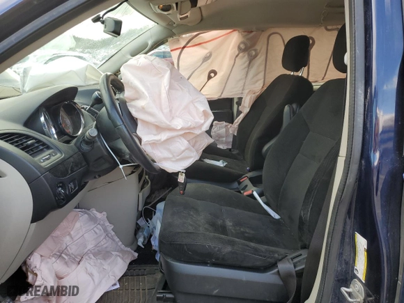 2017 Dodge Grand Caravan SE with VIN 2C4RDGBG8HR682867, listed as a Copart auction lot 47192325 with 107,667 mi miles and Salvage Title. Bid and sale history available at carsss.com. Image 7.