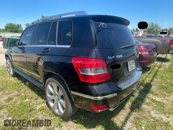 2010 Mercedes-Benz GLK 350 with VIN WDCGG8HB1AF327305, listed as a Copart auction lot 55882335 with 119,963 mi miles and Clean Title. Bid and sale history available at DreamBid. Image 3.