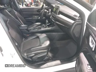 2022 Jeep Compass Latitude with VIN 3C4NJDBB2NT171240, listed as a IAAI auction lot 41206428 with 39,086 mi miles and . Bid and sale history available at DreamBid. Image 5.