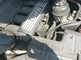 2012 BMW 3 Series 328i xDrive z VIN WBAKF5C52CE517882, wystawiony jako IAAI lot #42253280 z przebiegiem 137 634 mil mil oraz . Historia ofert i sprzedaży dostępna na DreamBid. Obrazek 19.