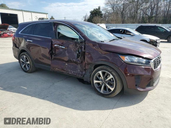 2020 Kia Sorento LX V6 with VIN 5XYPG4A5XLG690513, listed as a Copart auction lot 46847885 with 103,909 mi miles and Salvage Title. Bid and sale history available at carsss.com. Image 4.