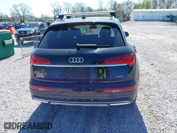 2021 Audi Q5 Premium Plus with VIN WA1BAAFY3M2023012, listed as a IAAI auction lot 41983076 with 71,249 mi miles. Bid and sale history available at carsss.com. Image 16.