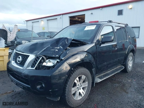 2010 Nissan Pathfinder SE with VIN 5N1AR1NB8AC626076, listed as a IAAI auction lot 41144235 with 172,709 mi miles. Bid and sale history available at carsss.com. Image 2.