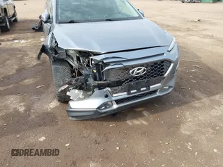 2020 Hyundai Kona Limited with VIN KM8K33A53LU398258, listed as a IAAI auction lot 41823907 with 65,915 mi miles. Bid and sale history available at carsss.com. Image 6.