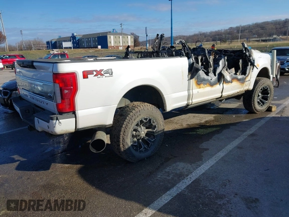 2017 Ford F-250 Lariat z VIN 1FT7W2BT6HEB17693, wystawiony jako IAAI lot #41020067 z przebiegiem Nie podano mil oraz . Historia ofert i sprzedaży dostępna na DreamBid. Obrazek 4.
