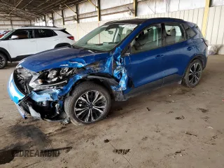 2021 Ford Escape SE Hybrid z VIN 1FMCU0BZ2MUB01645, wystawiony jako Copart lot #49188385 z przebiegiem 61 530 mil mil oraz Szkoda całkowita • Salvage title. Historia ofert i sprzedaży dostępna na DreamBid. Obrazek 1.