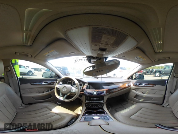 2014 Mercedes-Benz CLS 550 с VIN WDDLJ7DB6EA099705, выставлен на аукционе IAAI как лот 41933778 с пробегом 113 839 миль миль и . История ставок и продаж доступна на DreamBid. Изображение 18.