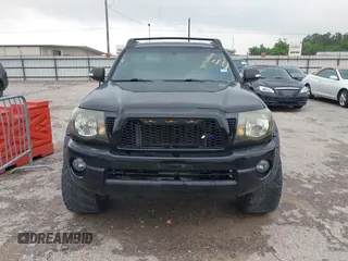 2011 Toyota Tacoma PreRunner with VIN 3TMJU4GNXBM114010, listed as a IAAI auction lot 41968164 with 297,640 mi miles and . Bid and sale history available at DreamBid. Image 12.