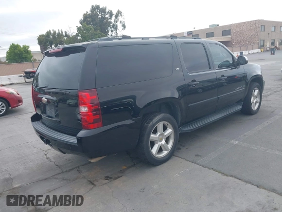 2008 Chevrolet Suburban LTZ z VIN 3GNFK16Y28G186226, wystawiony jako IAAI lot #42460005 z przebiegiem 218 041 mil mil oraz . Historia ofert i sprzedaży dostępna na DreamBid. Obrazek 4.