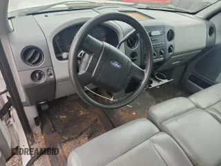 2007 Ford F-150 XL z VIN 1FTRF12267NA25170, wystawiony jako Copart lot #64257925 z przebiegiem 231 761 mil mil oraz Czysty tytuł • Clean title. Historia ofert i sprzedaży dostępna na DreamBid. Obrazek 8.