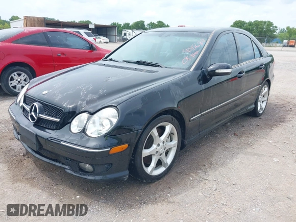 2007 Mercedes-Benz C 230 Sport z VIN WDBRF52HX7F907706, wystawiony jako IAAI lot #42456909 z przebiegiem 176 668 mil mil oraz . Historia ofert i sprzedaży dostępna na DreamBid. Obrazek 2.