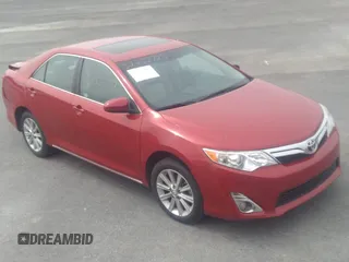 2013 Toyota Camry L z VIN 4T4BF1FK0DR333305, wystawiony jako IAAI lot #32257727 z przebiegiem 126 976 mil mil oraz . Historia ofert i sprzedaży dostępna na DreamBid. Obrazek 1.