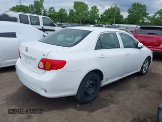 2010 Toyota Corolla z VIN 2T1BU4EE5AC500736, wystawiony jako IAAI lot #42337477 z przebiegiem 229 791 mil mil oraz . Historia ofert i sprzedaży dostępna na DreamBid. Obrazek 4.