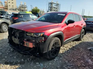 2025 Mazda CX-50 S Preferred z VIN 7MMVABBM9SN326237, wystawiony jako Copart lot #55681585 z przebiegiem 1182 mil mil oraz Szkoda całkowita • Salvage title. Historia ofert i sprzedaży dostępna na DreamBid. Obrazek 1.