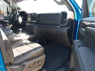 2024 Chevrolet Silverado 1500 LTZ with VIN 1GCUDGE8XRZ178648, listed as a IAAI auction lot 41993821 with 44,988 mi miles and . Bid and sale history available at DreamBid. Image 5.