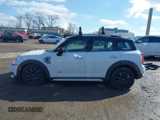 2020 MINI Countryman Cooper S z VIN WMZYX1C06L3M01166, wystawiony jako IAAI lot #41540885 z przebiegiem 37 008 mil mil oraz . Historia ofert i sprzedaży dostępna na DreamBid. Obrazek 13.