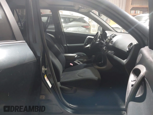 2008 Toyota RAV4 Sport with VIN JTMBK32V986042754, listed as a IAAI auction lot 41214143 with 159,350 mi miles. Bid and sale history available at carsss.com. Image 5.