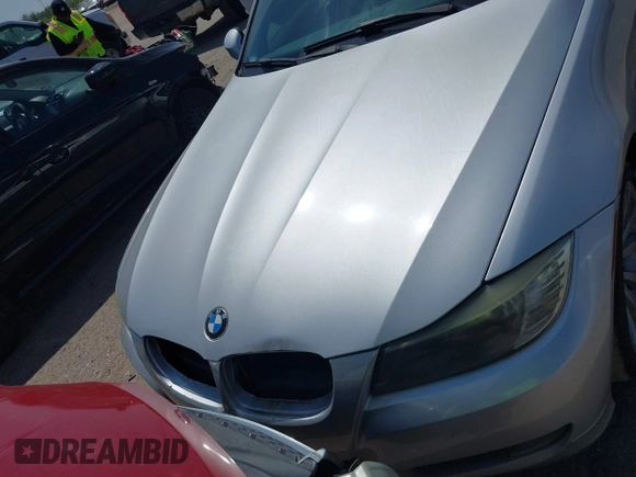 2011 BMW 3 Series 328i with VIN WBAPH7G57BNM58073, listed as a IAAI auction lot 41883231 with 144,539 mi miles. Bid and sale history available at carsss.com. Image 6.