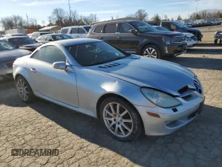 2006 Mercedes-Benz SLK 350 с VIN WDBWK56F56F119440, выставлен на аукционе Copart как лот 42415715 с пробегом 203 307 миль миль и Списание • Salvage title. История ставок и продаж доступна на DreamBid. Изображение 4.