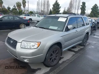 2007 Subaru Forester X w/Premium Pkg with VIN JF1SG65667H741033, listed as a IAAI auction lot 41920789 with 204,150 mi miles. Bid and sale history available at carsss.com. Image 6.