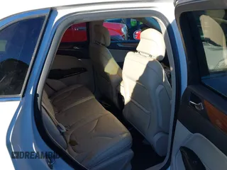 2019 Lincoln MKC Select z VIN 5LMCJ2D9XKUL17108, wystawiony jako IAAI lot #41045354 z przebiegiem 109 798 mil mil oraz . Historia ofert i sprzedaży dostępna na DreamBid. Obrazek 8.