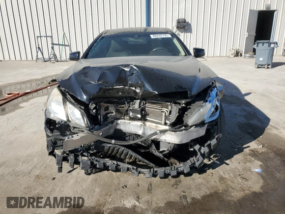 2010 Mercedes-Benz E-Class E 550 with VIN WDDKJ7CB1AF033072, listed as a Copart auction lot 48242735 with 125,269 mi miles and Salvage Title. Bid and sale history available at carsss.com. Image 5.