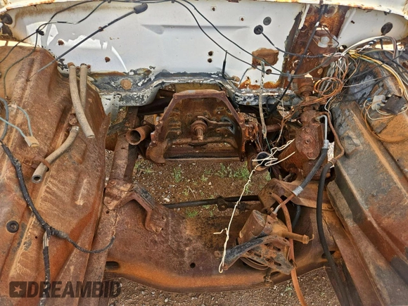 1970 Ford F-250 z VIN F25BKH91656, wystawiony jako Copart lot #65089665 z przebiegiem 22 297 mil mil oraz Czysty tytuł • Clean title. Historia ofert i sprzedaży dostępna na DreamBid. Obrazek 7.
