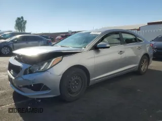 2016 Hyundai Sonata SE z VIN 5NPE24AF1GH274637, wystawiony jako Copart lot #60999955 z przebiegiem Nie podano mil oraz Czysty tytuł • Clean title. Historia ofert i sprzedaży dostępna na DreamBid. Obrazek 1.