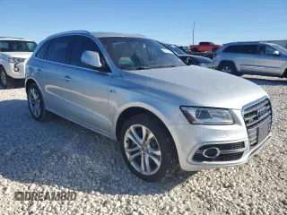2014 Audi SQ5 Premium Plus with VIN WA1CGAFP5EA029427, listed as a Copart auction lot 84410994 with 116,149 mi miles and Clean Title. Bid and sale history available at carsss.com. Image 4.